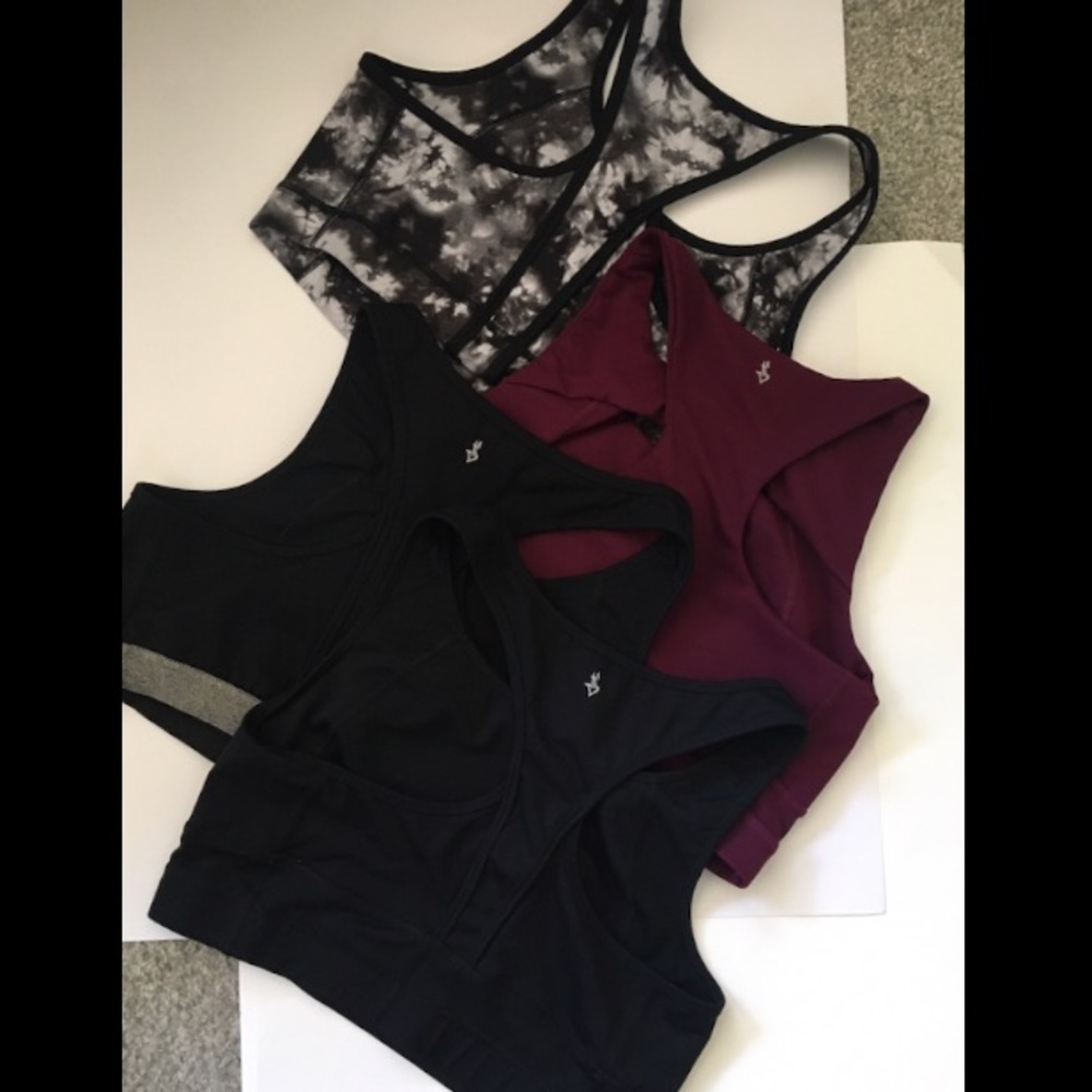 Torrid sports bra New With out Tags
